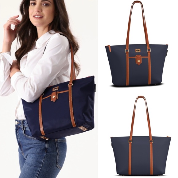 Dooney & Bourke Wayfarer Zip Tote